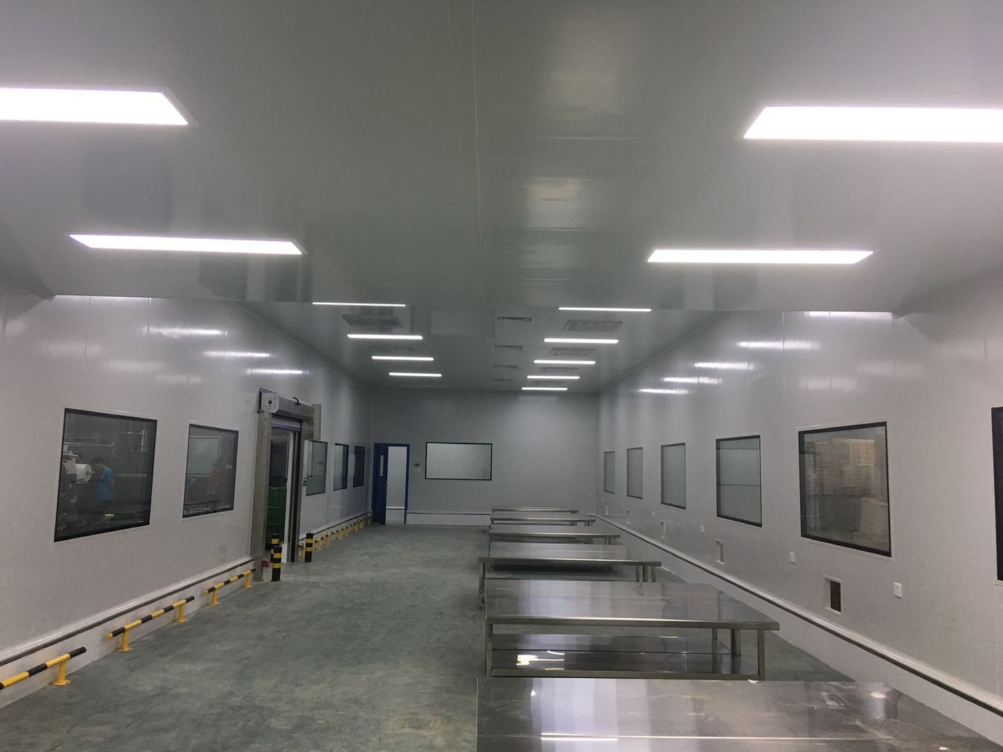 紅福人家十萬(wàn)級(jí)車間